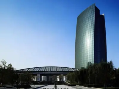 超高、超长建筑结构设计若干关键技术