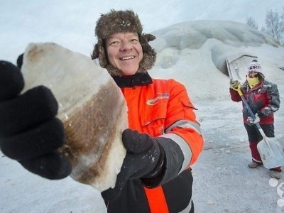 不融化的冰教堂