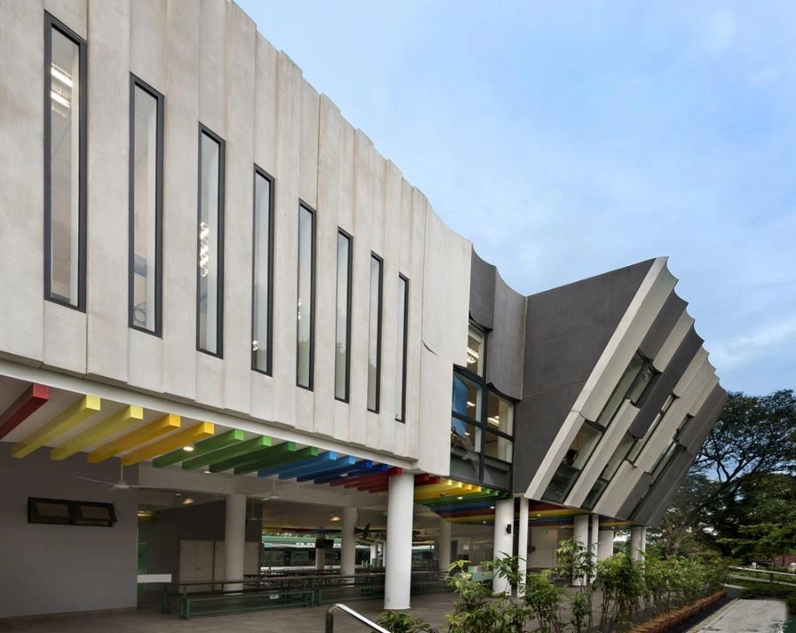 贝拉米路 Alice Smith学校