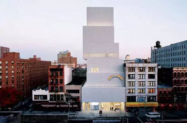 纽约新当代艺术馆（设计师：妹岛和世/西泽立卫）
