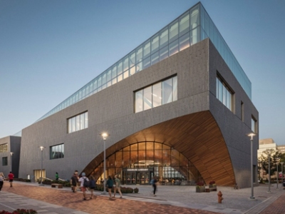 斯诺赫塔用“不寻常的几何结构”设计图书馆