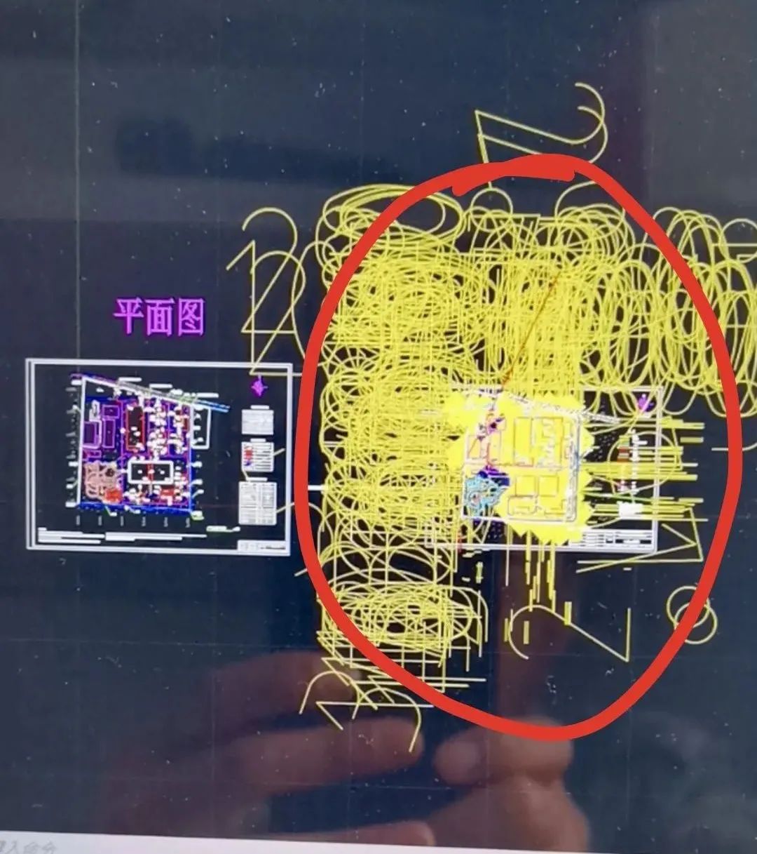 为什么复制粘贴或炸开的标注变得很乱？