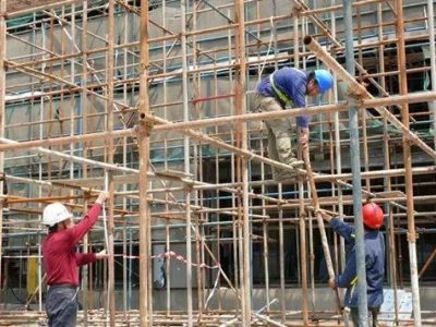 20类常见脚手架隐患类型,附标准规范要求及整改对比照片!