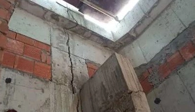 重庆某楼盘9栋楼主体开裂，住建局要求拆除！建筑施工中地基不均匀沉降的原因与防治