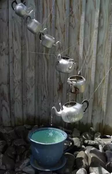 把“雨水管”设计成这样真是风骚！最后一张，少儿不宜！