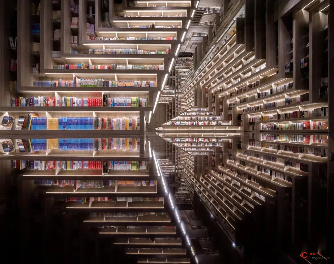 斐波影院X鐘書閣丨一家藏在書店里的電影院，打造出了文藝愛好者的天堂 / 唯想國際