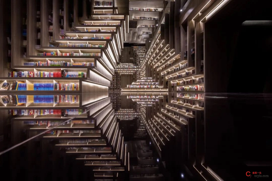 斐波影院X鐘書閣丨一家藏在書店里的電影院，打造出了文藝愛好者的天堂 / 唯想國際