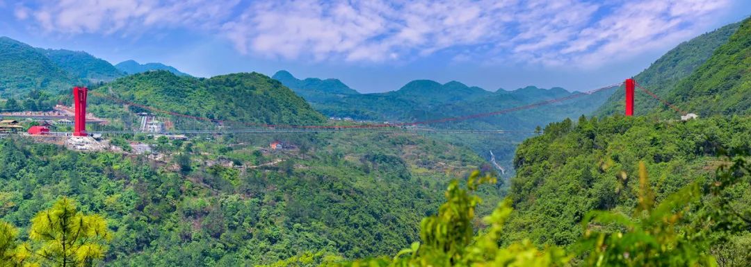 苍宇镜廊：湟川三峡擎天玻璃桥 / 浙江大学建筑设计研究院