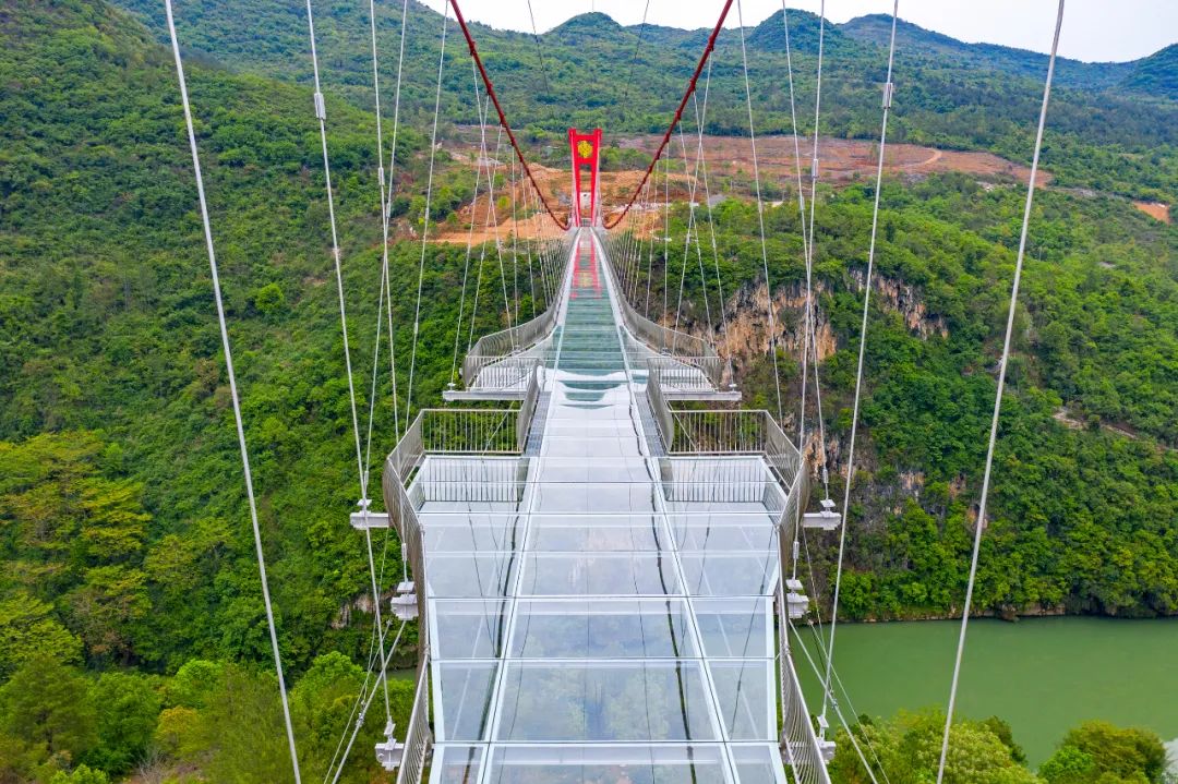 湟川三峡玻璃桥高度图片