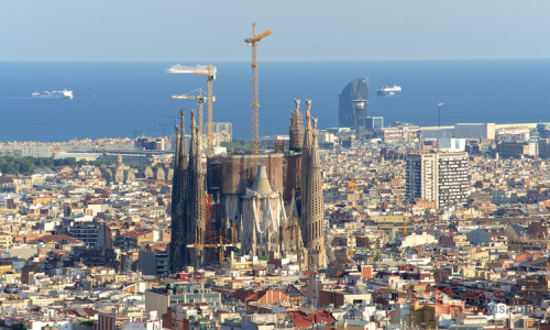 从高迪“圣家堂”,看百年间建造和材料的演变