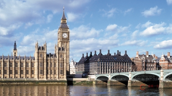 霍普金斯建筑师事务所的历史性高科技建筑包括波特卡利斯大厦(Portcullis House)