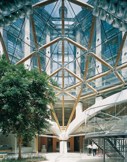 高科技建筑:由迈克尔和帕蒂-霍普金斯设计