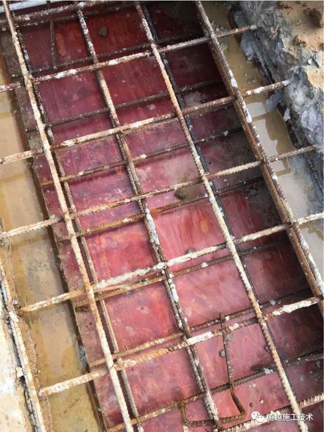 钢筋工程质量通病防治措施，质量总结</p><p> </p><p>防治措施：</p><p>1） 认真核对图纸和熟悉规范要求，通病<strong></strong>运行于电脑浏览器上的防治插件	，</p><p>3） 检查验收不到位。措施