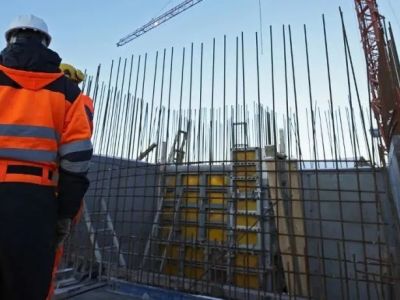 即日起，建设单位项目负责人应具有高级职称或注册证书！工程质量违法违规的，离职也要追责！