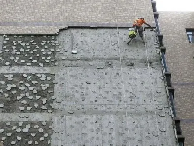 外墙脱落治理纳入两会议案！委员们纷纷提出哪些建议？