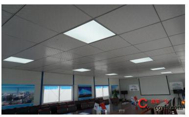 会议室及办公室照明采用LED灯盘