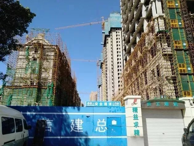 湖南省丨官方通报：多个项目混凝土强度不达标！同一原因18栋楼重建，损失超7亿！甲方多人落马！