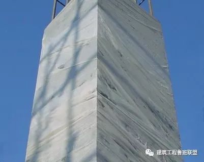 夏季混凝土养护怎么做
 ？无穷看完受益无穷！从理论界到工程界，夏季对早期的混凝护养护条件需求更高。