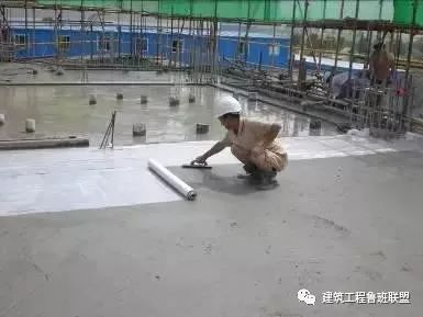 夏季混凝土养护怎么做
？夏季看完受益无穷	！也是混凝护混凝土拌合水丧失最快、