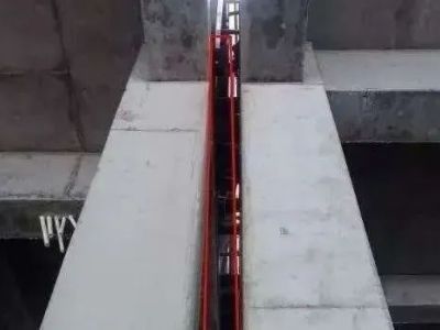 水暖管道穿越建筑变形缝的做法及支架安装
