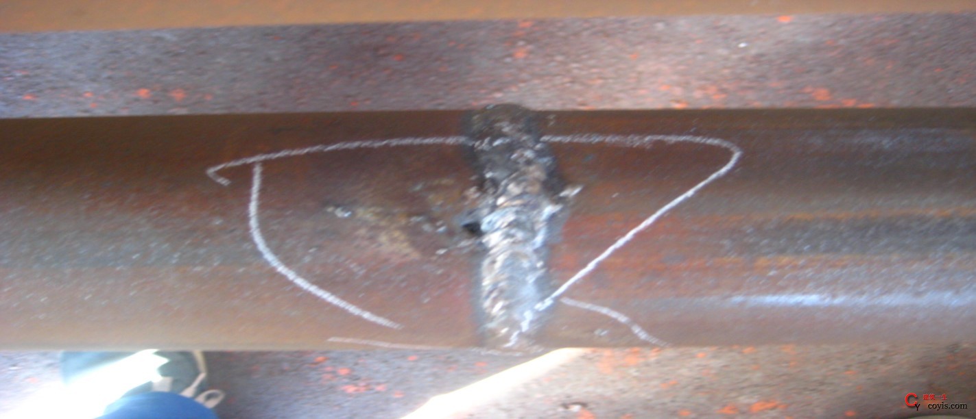 7.3、焊接和打磨：系杆对接焊缝烧穿一个洞，没有补焊，未打磨 