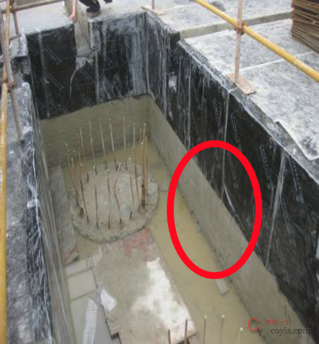 底板、侧壁未铺贴