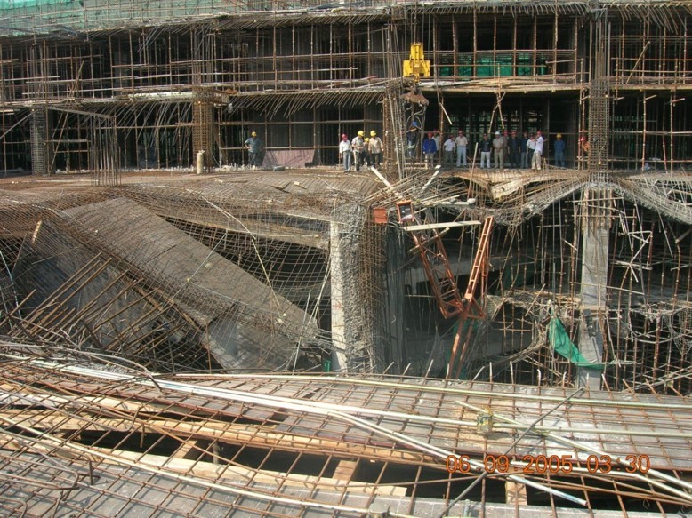 2005年北京西西工程4#地项目中庭顶板模板支架垮塌事故