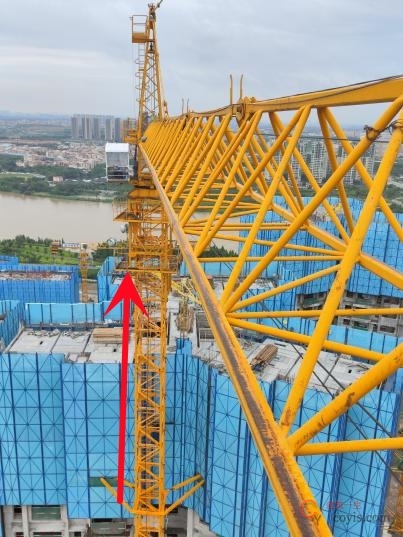 4.3.3 塔身悬臂高度不符合要求 悬臂高度正确图片