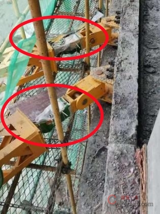 4.3.25 附着杆安装换向接头