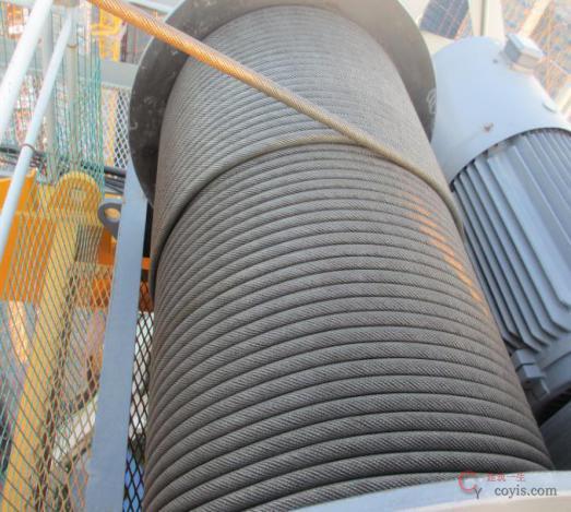 4.5.5 起升钢丝绳存在绳股挤出、松股缺陷