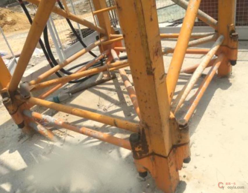 4.6.4 擅自把普通标准节当作预埋节用