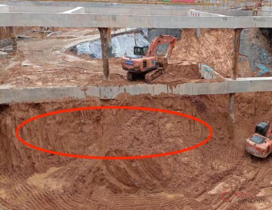 【隐患】未分层分段开挖,开挖面垂直