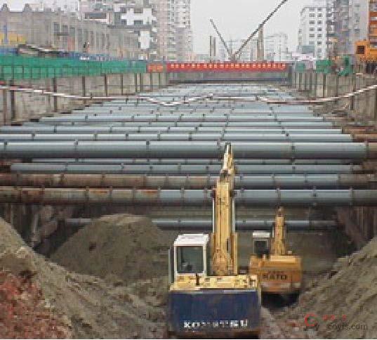 【正确】及时架设钢支撑