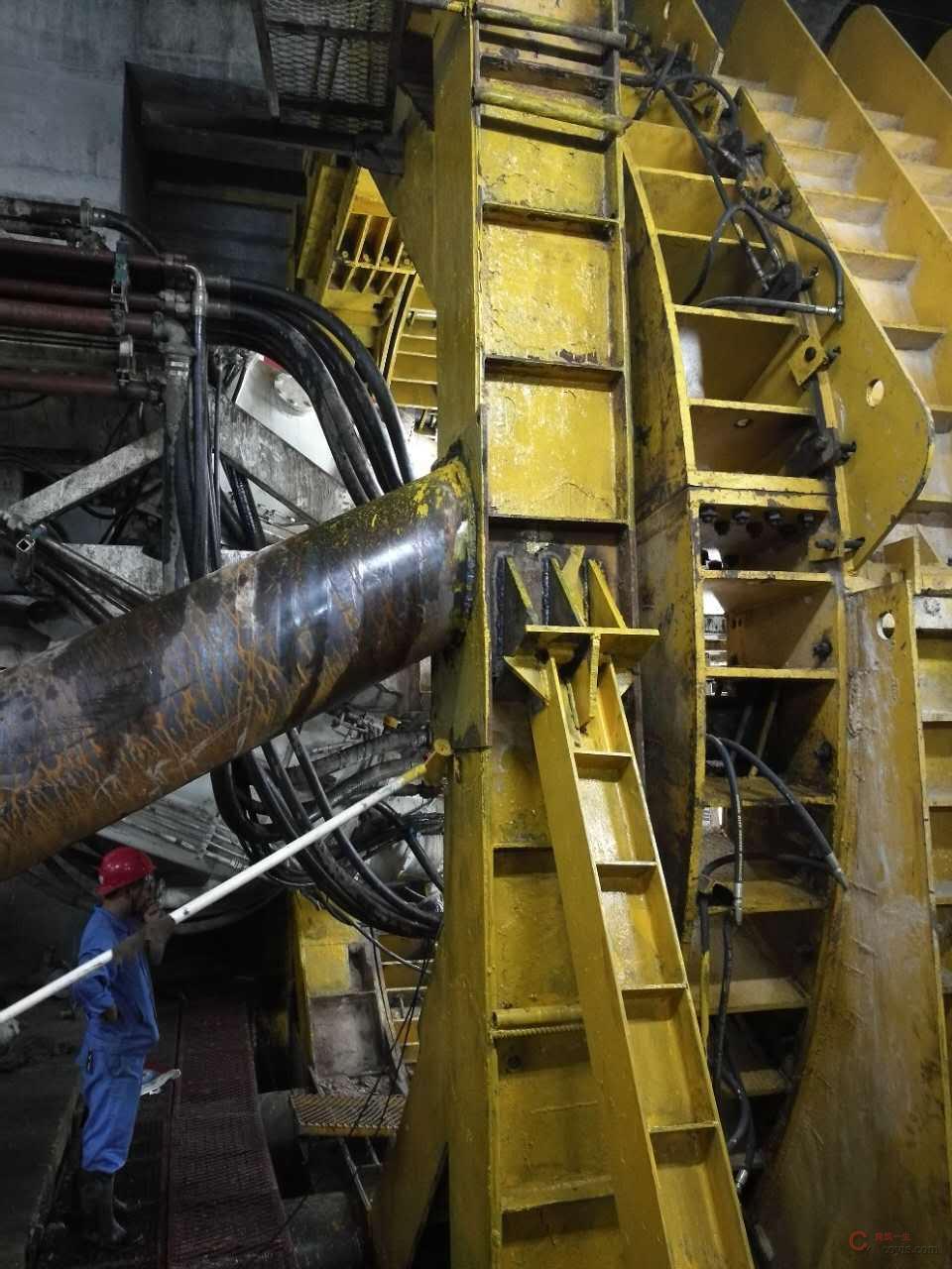 【正确】受力核算、按方案安装、监测