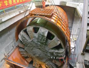 【正确】合理填料、压力监测、管片固定、泄压后拆除