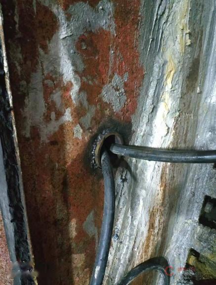 【正确】应急门可靠、管片加固