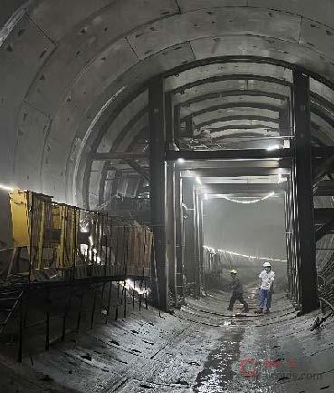 【正确】应急门可靠、管片加固