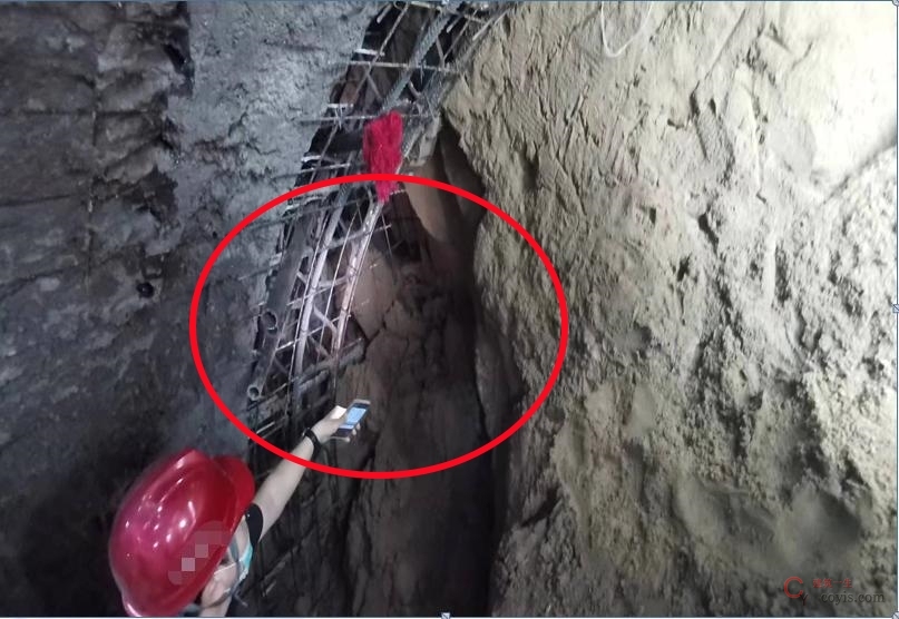 【隐患】水四处流淌、井口无防汛墙、洞内排水