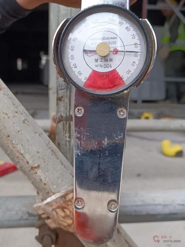 【正确】扣件螺栓拧紧扭力矩符合规范要求