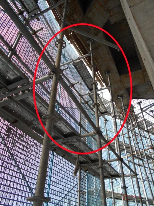 【隐患】脚手架立杆用作支撑架