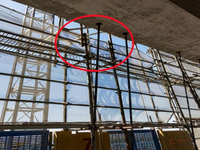 【隐患】钢管立杆未采用对接连接