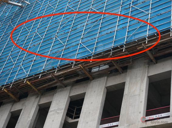 【隐患】盘扣式钢管脚手架外侧立面斜杆不连接