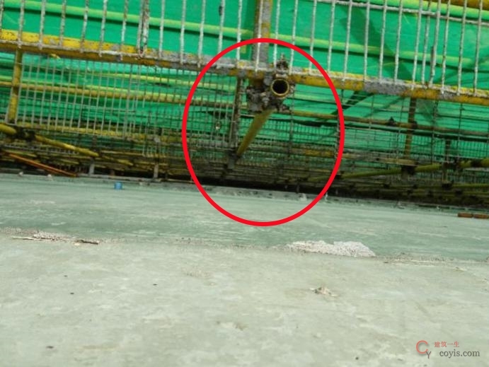 【隐患】连墙件缺失