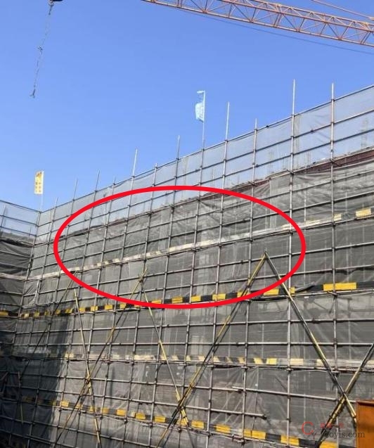 【隐患】架体未连续布设剪刀撑