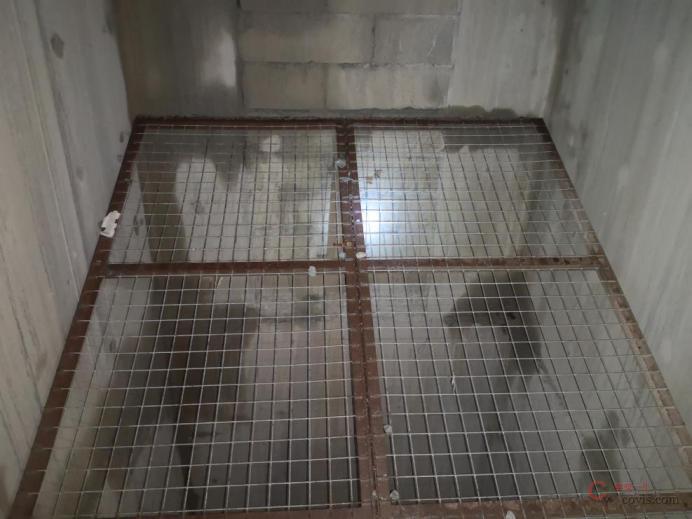 【正确】防护网满铺严实