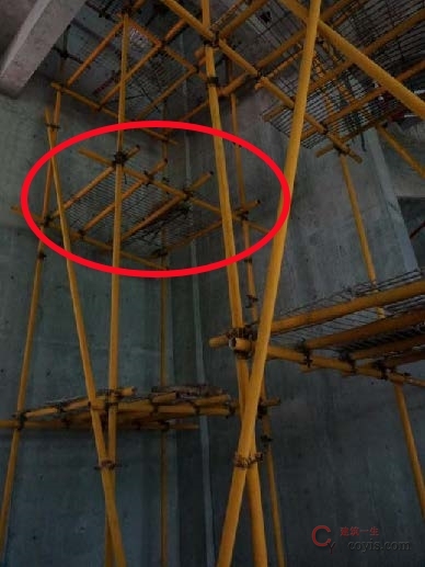 【隐患】电梯井井道脚手架立杆变形