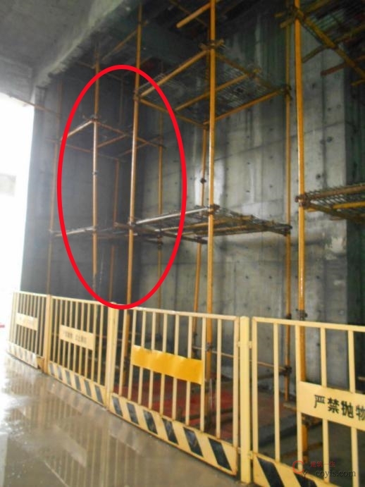 【隐患】电梯井井道脚手架立杆变形