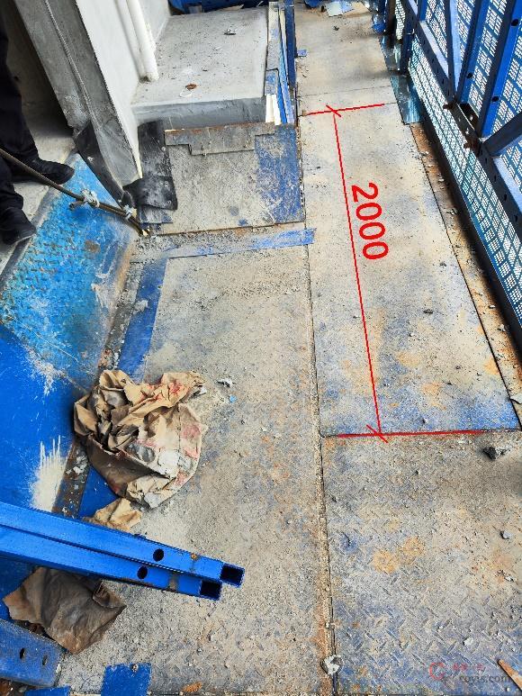 【隐患】架体立杆纵距大于2.0m