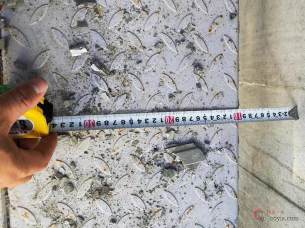 【正确】脚手板与结构间距离符合规范要求