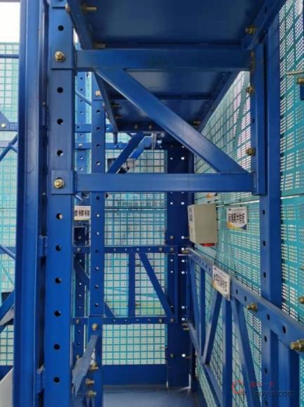 【正确】竖向主框架符合规范要求